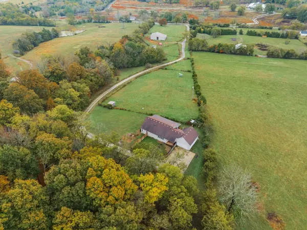 Wartrace, TN 37183,1062 Whiteside Hill Road