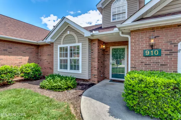 Knoxville, TN 37909,910 Millington Park Way