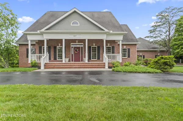 Maryville, TN 37803,827 Knight Bridge Rd