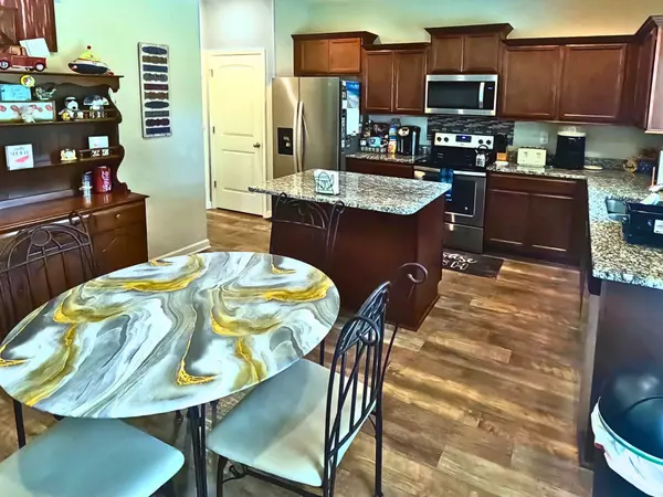 Hermitage, TN 37076,152 Dueler Dr