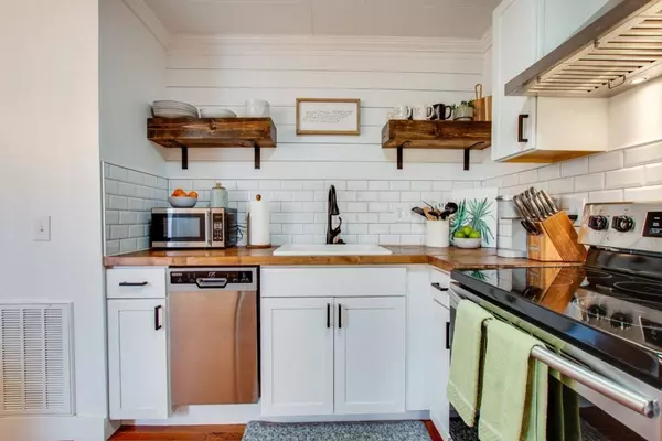 Nashville, TN 37207,333 E Trinity Ln