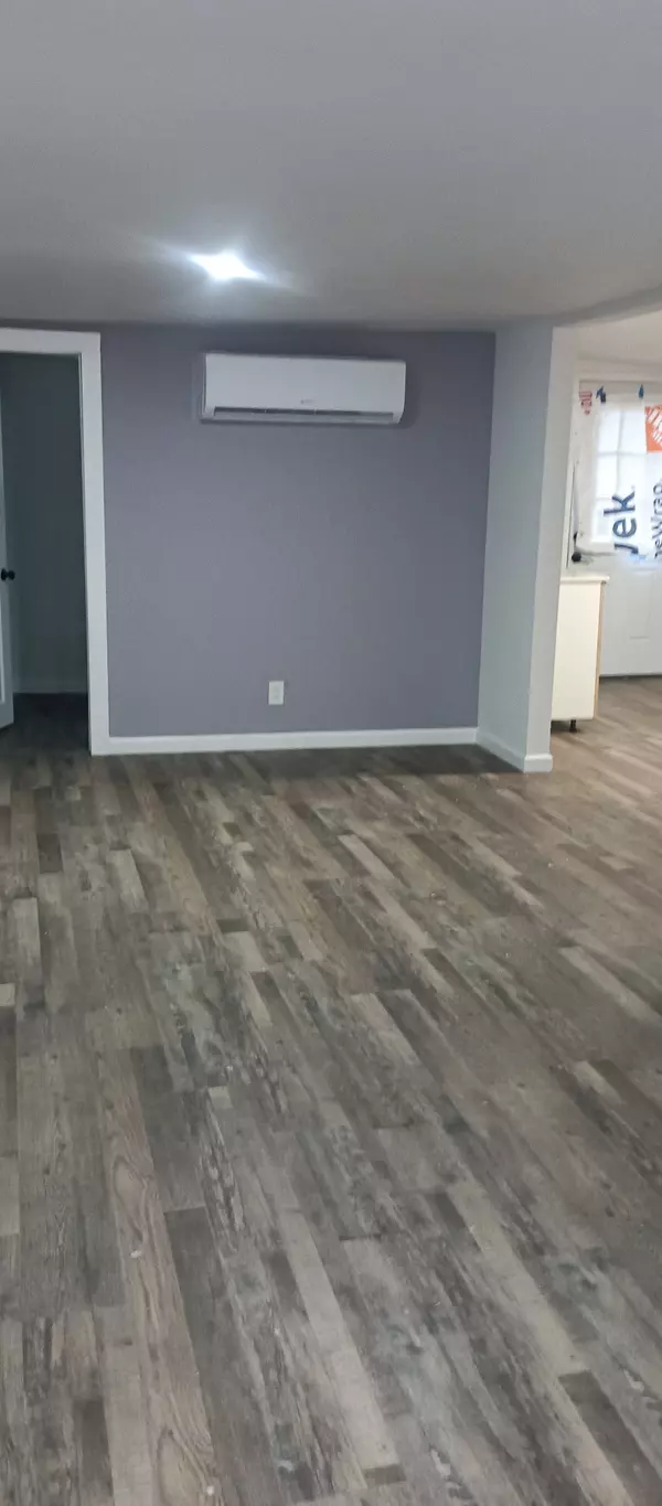 Jackson, TN 38301,10 Hill St