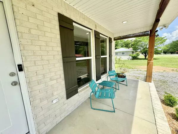 Smithville, TN 37166,829 Luttrell Ave