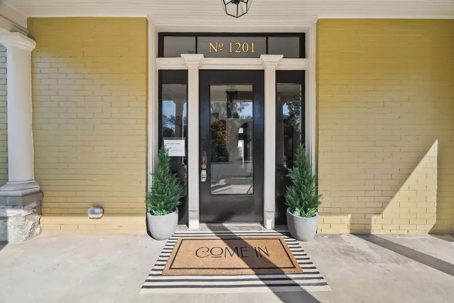 1201 Ordway Pl, Nashville, TN 37206