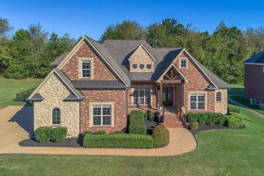 2002 Lynnhaven Ct, Mount Juliet, TN 37122