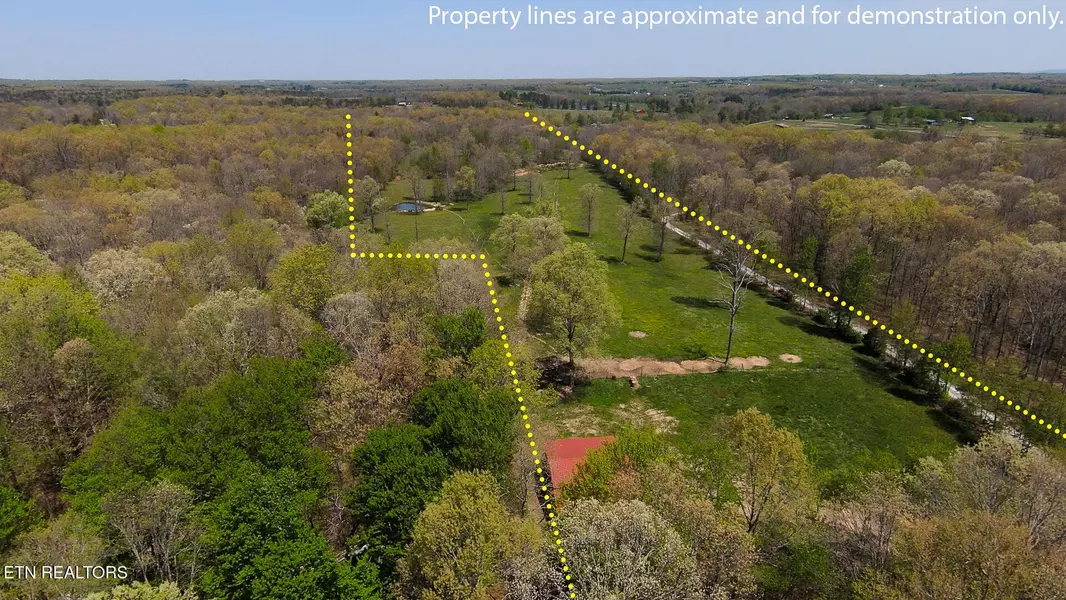 326 Breckenridge Drive, Crossville, TN 38572