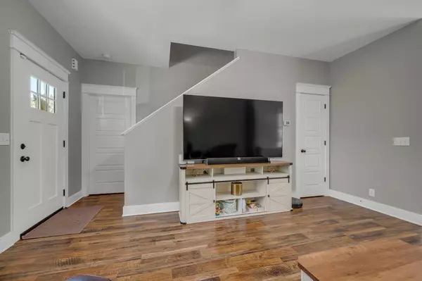 White Bluff, TN 37187,1116 Taylor Town Rd