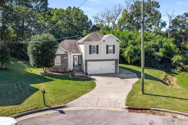 Antioch, TN 37013,2321 Green Trails Ct