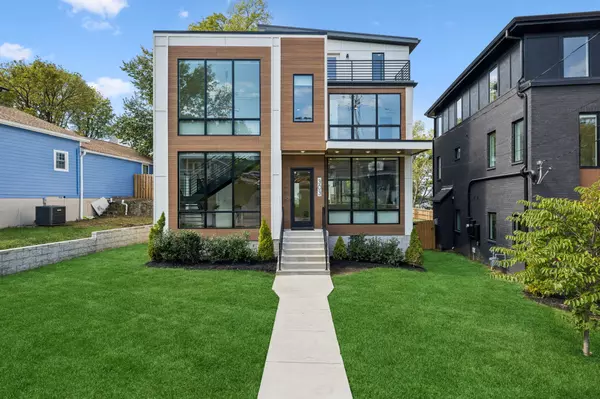 303 37th Ave #N, Nashville, TN 37209