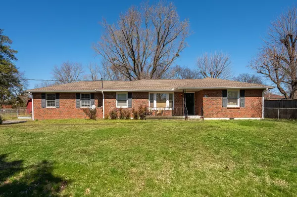 2952 Hillhurst Dr, Nashville, TN 37207