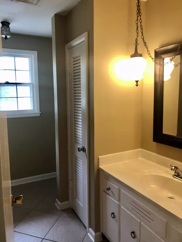 Hendersonville, TN 37075,180 Chippendale Dr