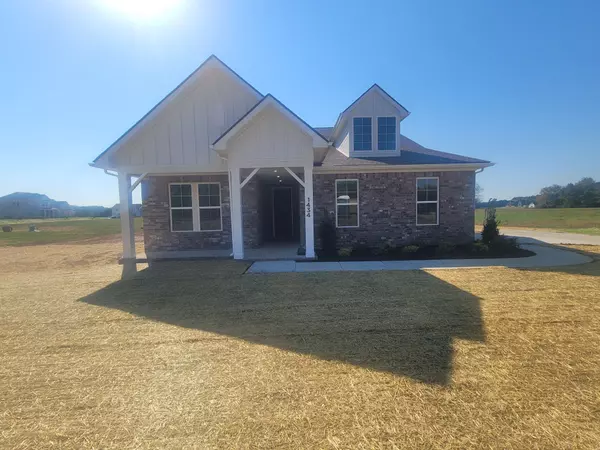 1434 Charles Dr, Chapel Hill, TN 37034