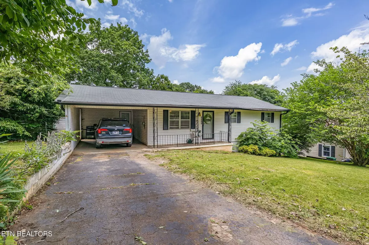 Maryville, TN 37801,1919 Smokemont Drive