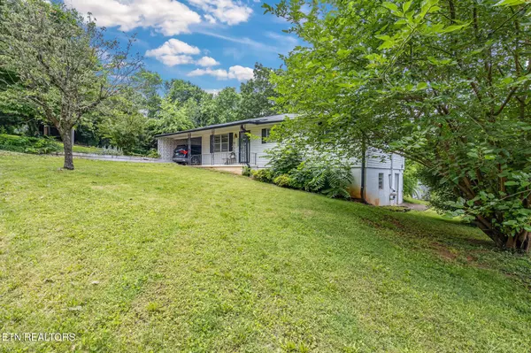 Maryville, TN 37801,1919 Smokemont Drive