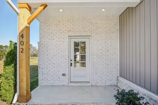 Chapel Hill, TN 37034,402 Maggie Ct