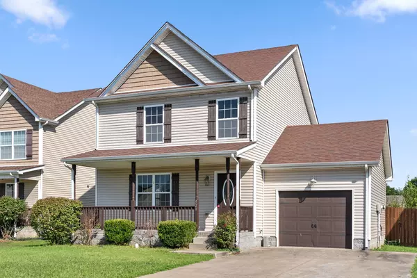 Clarksville, TN 37042,521 Falkland Cir