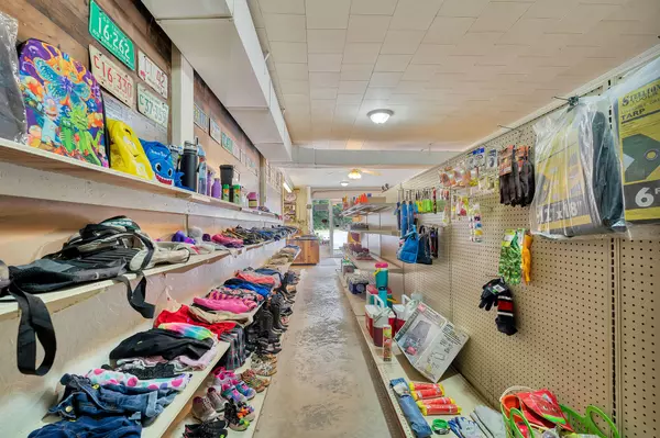Altamont, TN 37301,1205 Main St