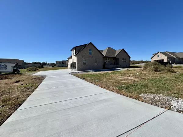 Manchester, TN 37355,375 Randall Ln