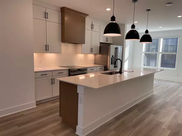 Nashville, TN 37207,219 Harmony Aly