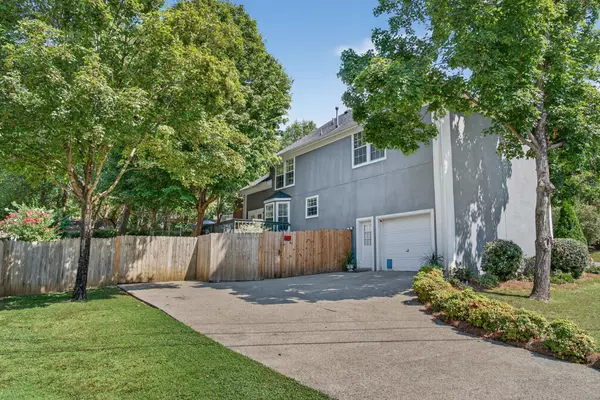 Nashville, TN 37214,301 Poplar Hill Ct