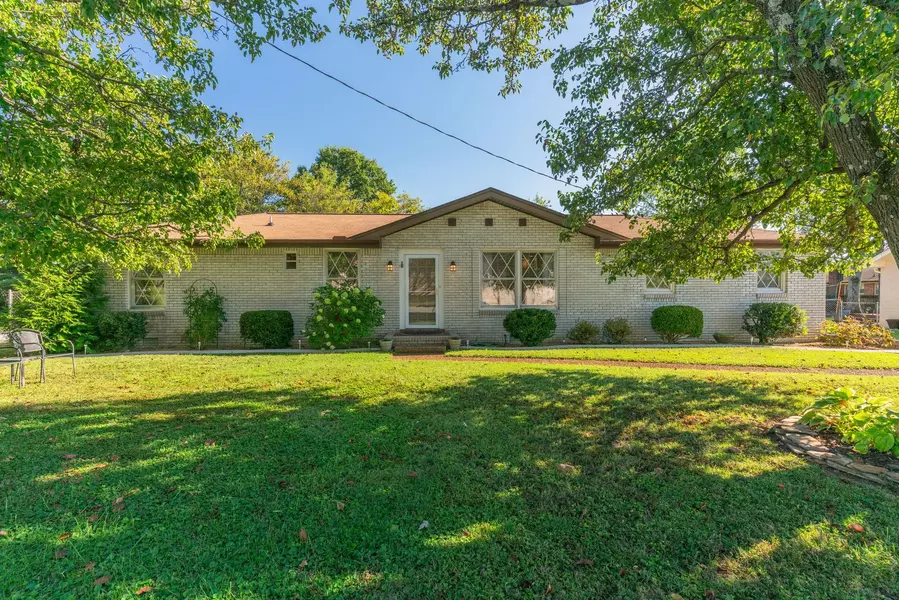 102 Donna Court, Hendersonville, TN 37075