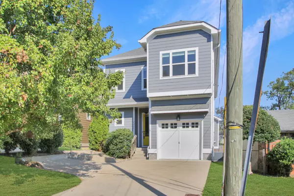2247 Greenwood Ave, Nashville, TN 37206