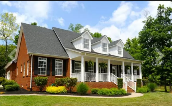 1124 Friendswood Ln, Christiana, TN 37037