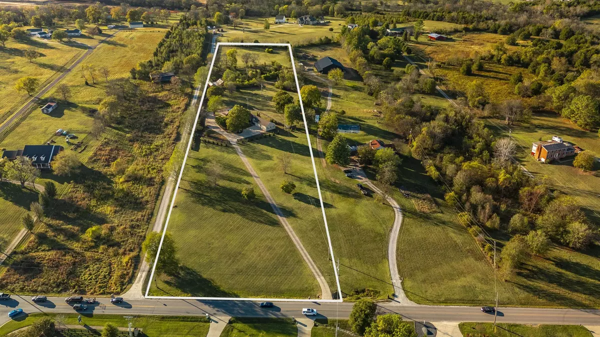 Hendersonville, TN 37075,1745 Saundersville Rd