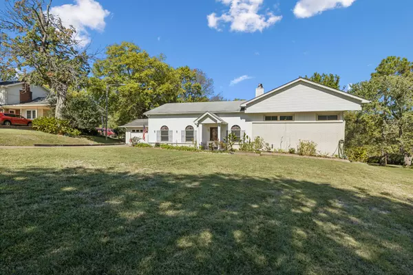 1010 Chadwell Dr, Madison, TN 37115