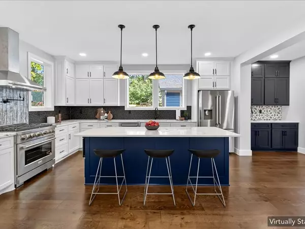 Nashville, TN 37208,927 11th Ave #N