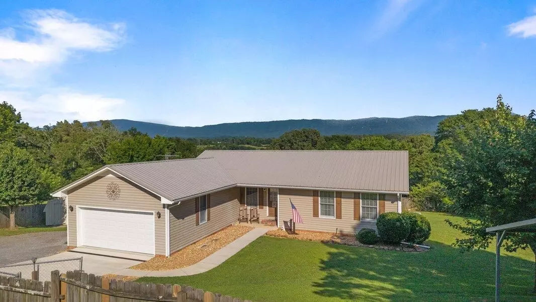 346 Thomas Road, Benton, TN 37307