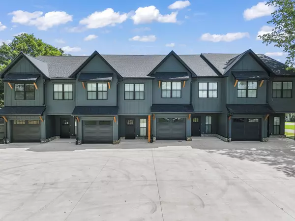 213 S Porter St, Winchester, TN 37398
