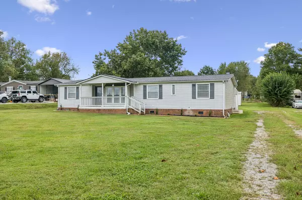 Chapel Hill, TN 37034,511 Central Ave