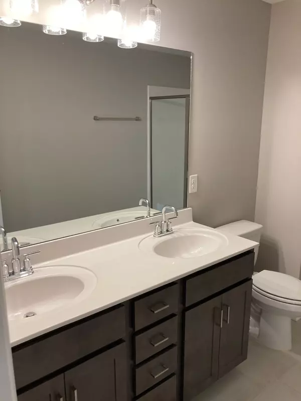 Columbia, TN 38401,2718 Wind Gap Dr