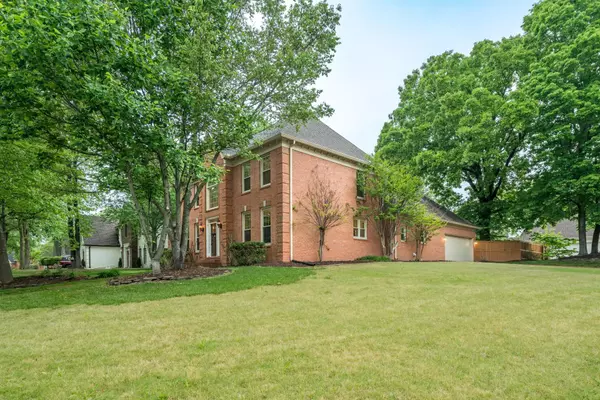 Cordova, TN 38016,8796 WOOD MILLS CV