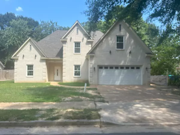 3410 HALLSHIRE DR, Memphis, TN 38115
