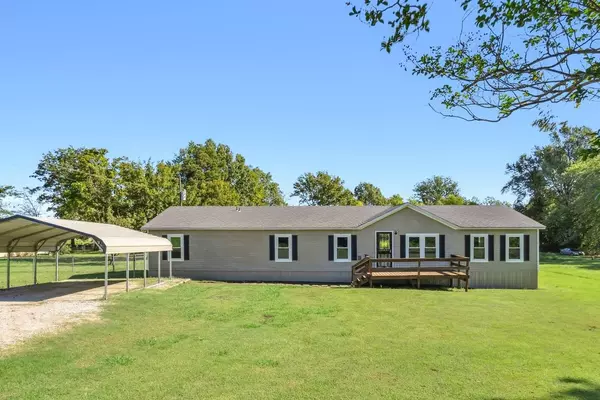 506 CHARLESTON GIFT RD, Covington, TN 38019