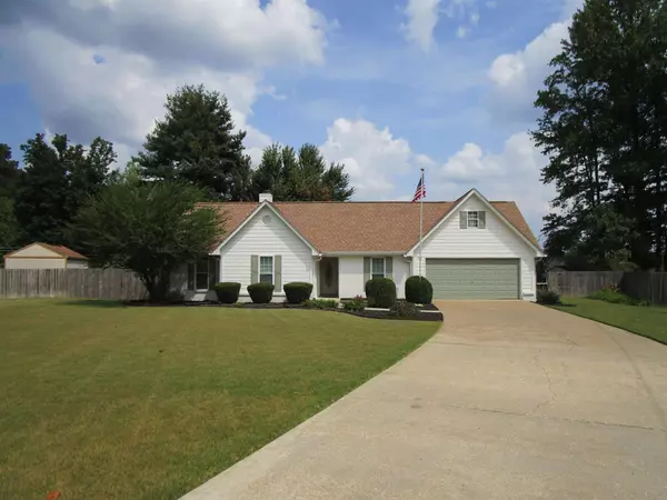 121 HOLYROOD CV, Munford, TN 38058