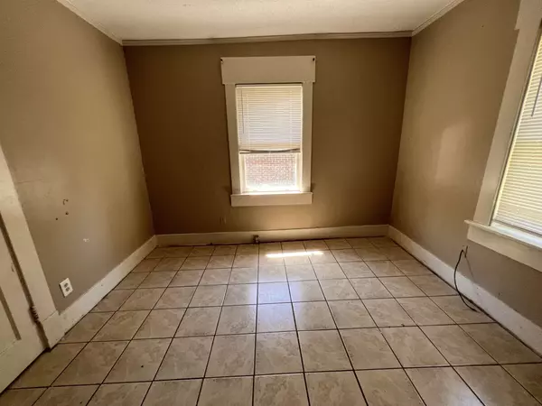 Memphis, TN 38112,837 KIPPLEY ST