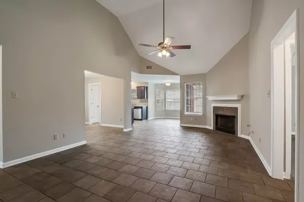 Cordova, TN 38016,8126 COUNTRY VILLAGE DR