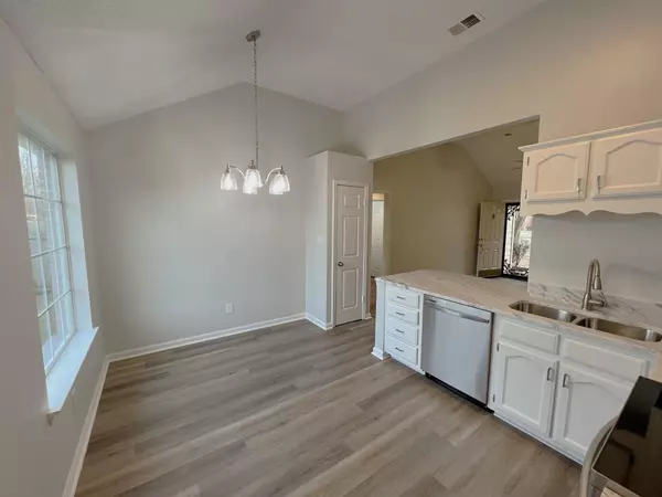 Cordova, TN 38018,8058 GERMAN CREEK DR