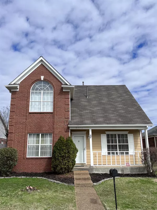 8724 CLEAR SKY DR, Cordova, TN 38018