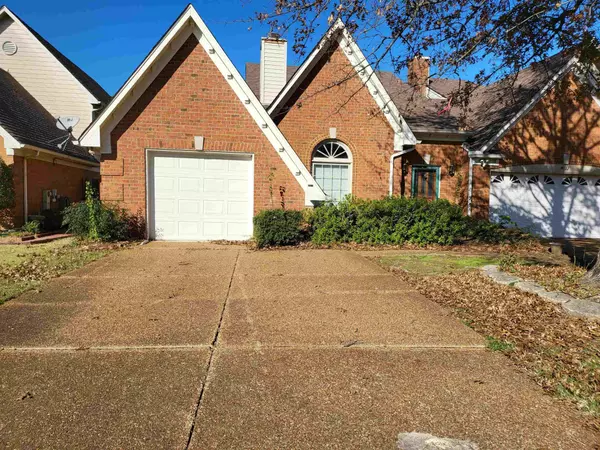 4030 ROLLING GREEN DR, Memphis, TN 38125