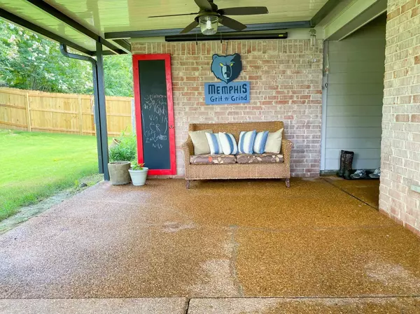 Cordova, TN 38018,10214 S GREEN MOSS DR