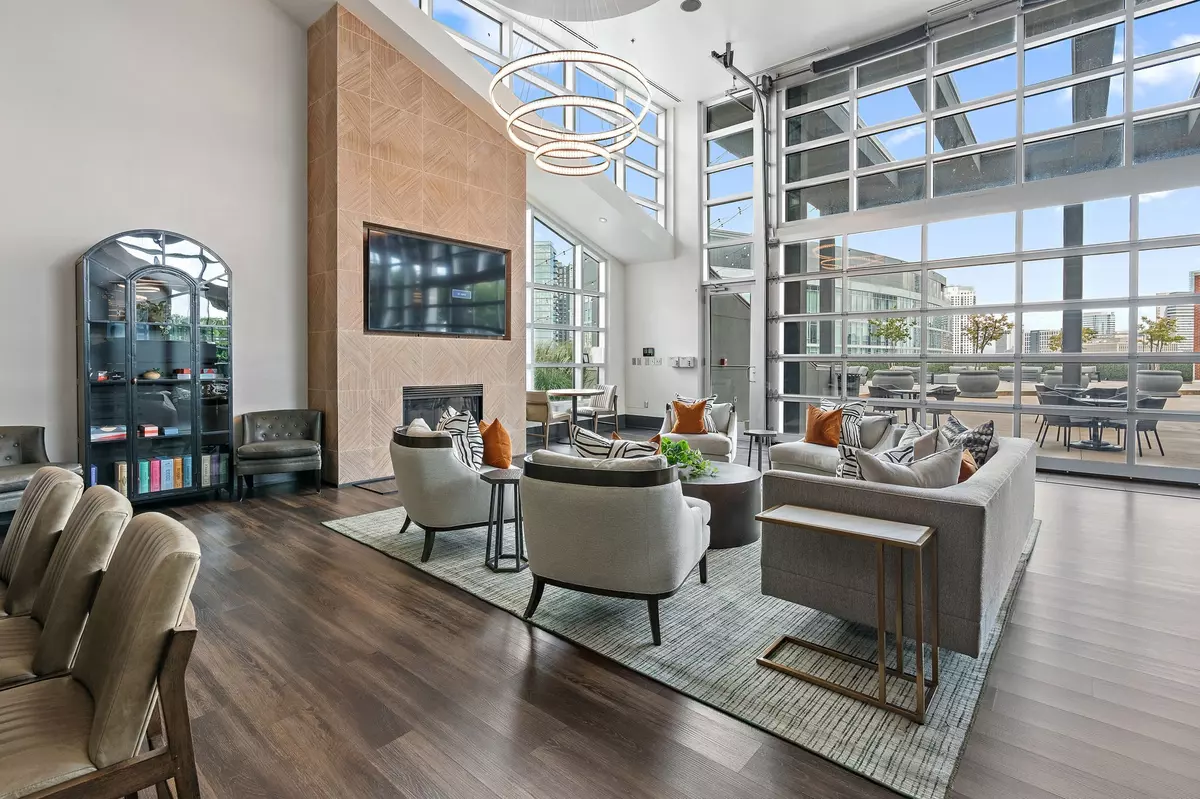 Nashville, TN 37203,600 12th Ave S #1708