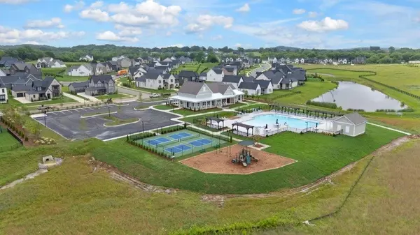 College Grove, TN 37046,8004 Whitcroft Dr
