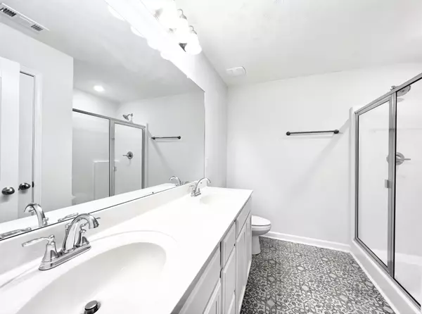 Shelbyville, TN 37160,967 Horse Mountain Rd