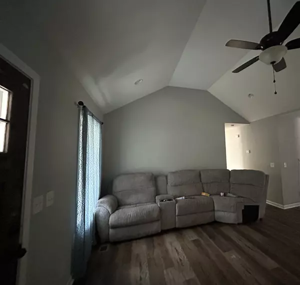 Wartrace, TN 37183,311 Broad St