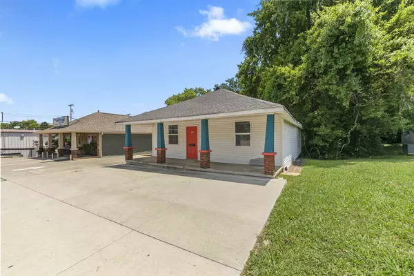 Clarksville, TN 37040,229 10th St