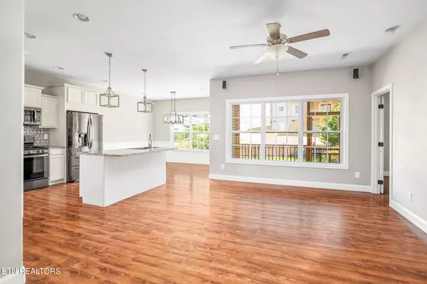 Knoxville, TN 37924,6111 Park Shadow Way